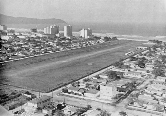 Instalaes do Aeroclube de Santos, em Praia Grande (foto do jornal 'Cidade de Santos' em 1982)