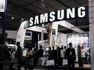 Novos produtos no estande da Samsung