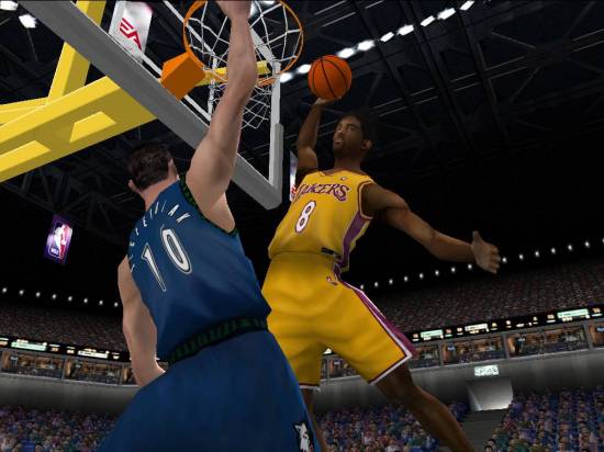 Game NBA Live 2001 comea a ser distribudo pela Electronica Arts