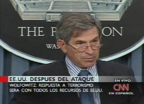Captura de imagem da TV CNN em espanhol, dos EUA: secretário da Defesa fala sobre retaliação...